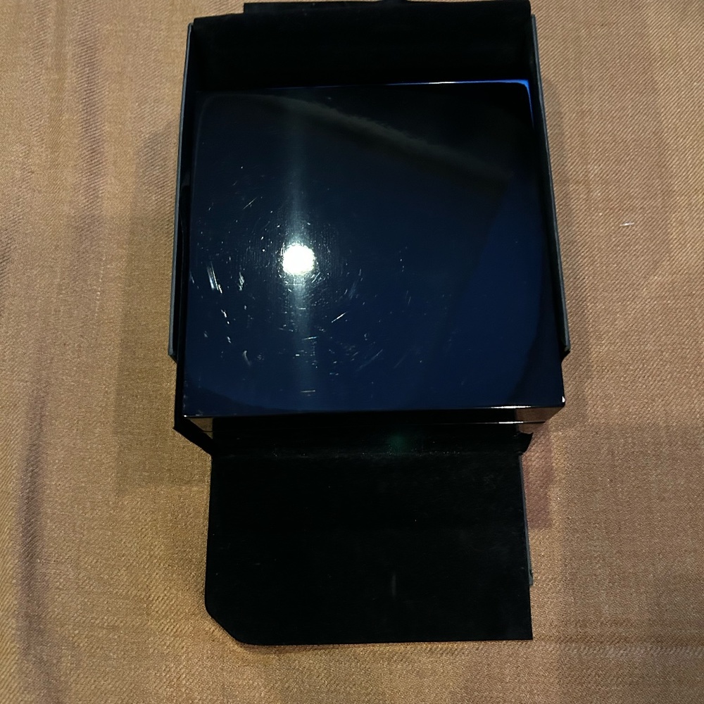 Milus Watch - Picture 4 of 8